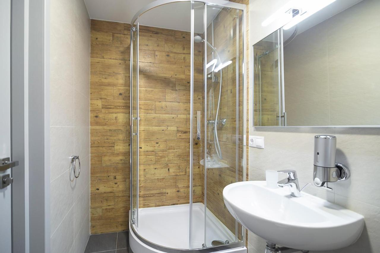 Favor Sport Hotel Kiev Esterno foto