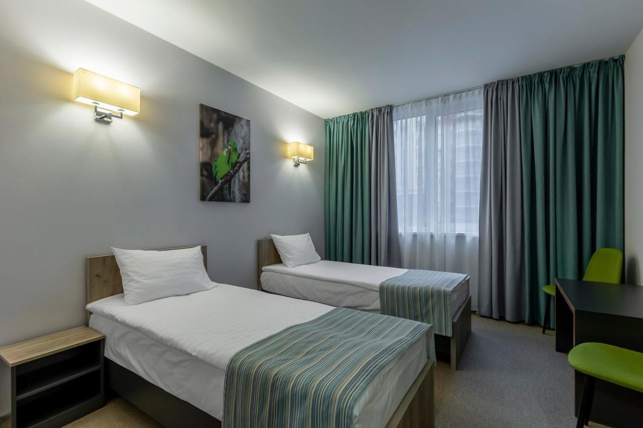 Favor Sport Hotel Kiev Esterno foto